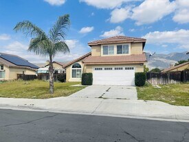 1439 Avena Way in San Jacinto, CA - Building Photo