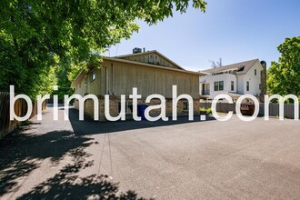 2590 S 800 E in Salt Lake City, UT - Building Photo - Building Photo