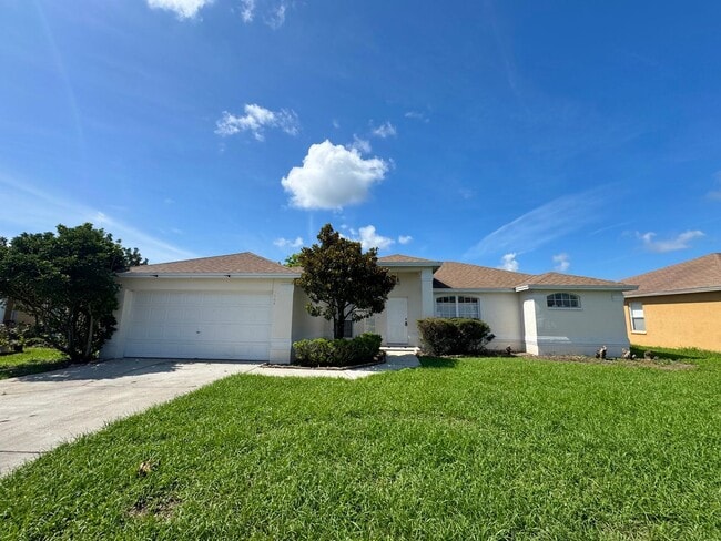 property at 7208 Summit Pl