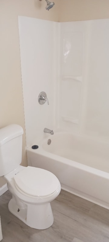 160 Hudson Ave in Williamsburg, OH - Foto de edificio - Building Photo