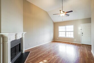 820 Thomas Bay Ct in Nashville, TN - Building Photo - Building Photo