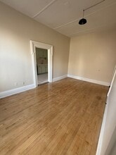 32 W High St in Carlisle, PA - Building Photo - Building Photo