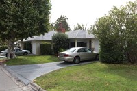 84-88 Hilldale Dr in San Anselmo, CA - Building Photo - Building Photo