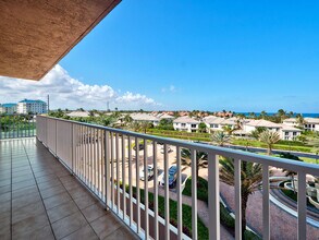 700 Ocean Royale in Juno Beach, FL - Building Photo - Building Photo