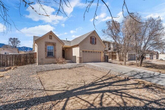 1708 Maxwell St in Colorado Springs, CO - Building Photo - Building Photo