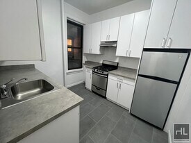 EAST 88 STREET in New York, NY - Building Photo