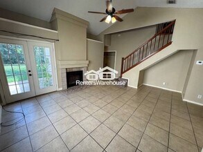 9427 Valley Moss in San Antonio, TX - Building Photo - Building Photo