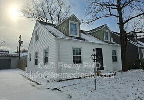 16404 Lotus Dr in Cleveland, OH - Building Photo