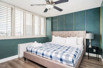 215 Piedmont Ave NE in Atlanta, GA - Foto de edificio - Building Photo