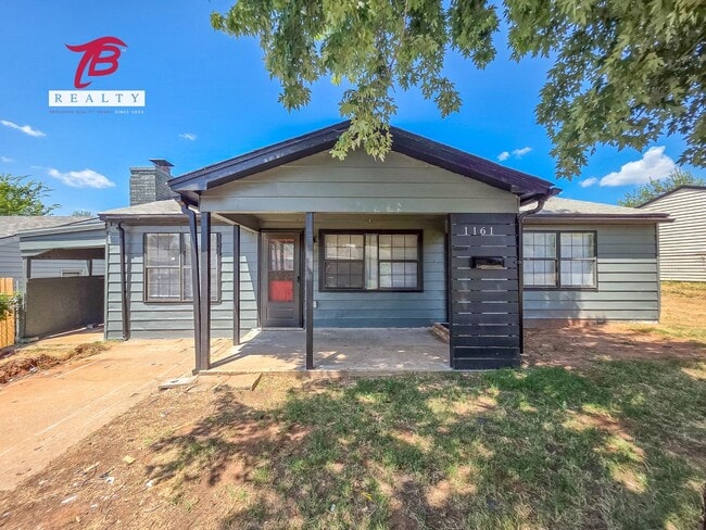 property at 1161 SE 19th St