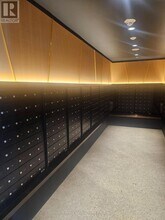 2920 Hwy 7 in Vaughan, ON - Building Photo - Building Photo