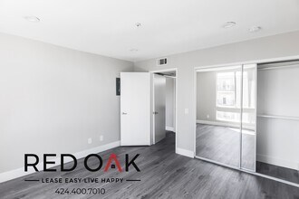 6700 Franklin Pl in Los Angeles, CA - Building Photo - Building Photo