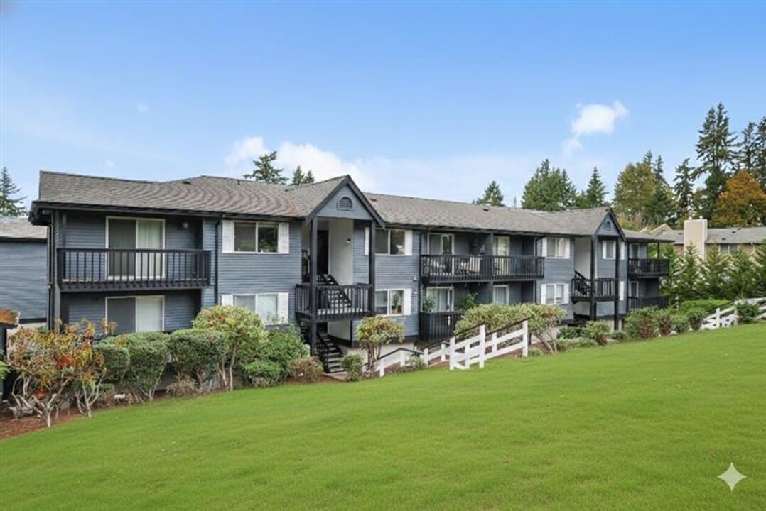 Nantucket Garden in Lynnwood, WA - Foto de edificio