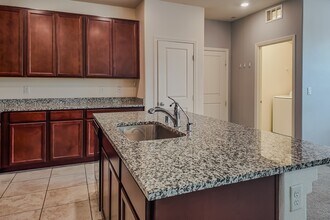 3210 Brynley Ave in Henderson, NV - Building Photo - Building Photo