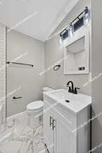 21422 Pembroke Ave in Detroit, MI - Building Photo - Building Photo
