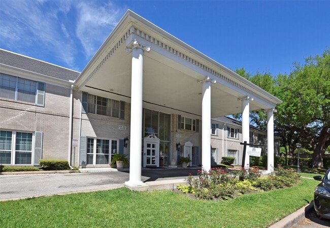 property at 2600 Bellefontaine