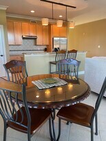 415 E Romana St, Unit #205 in Pensacola, FL - Building Photo