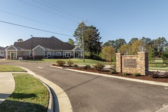 Fiddler's Crossing in Gloucester, VA - Building Photo - Building Photo
