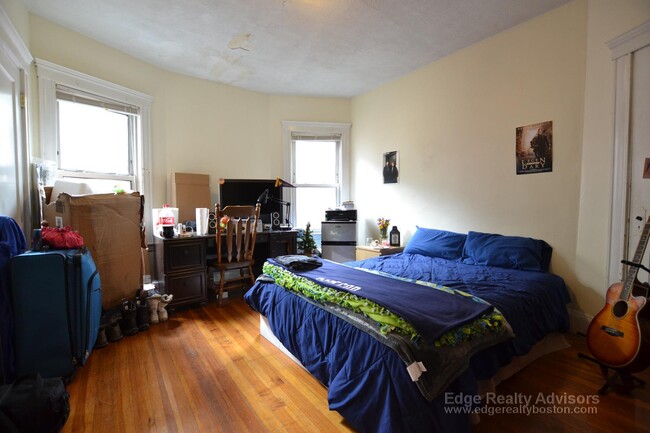 84 Allston St, Unit 2 in Boston, MA - Building Photo - Building Photo