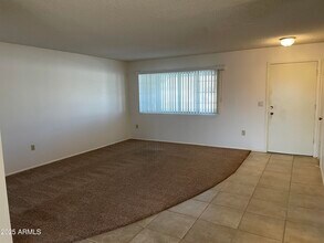 10729 W El Capitan Cir in Sun City, AZ - Building Photo - Building Photo