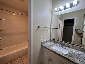 9707 Richmond Ave. in Houston, TX - Building Photo - Building Photo