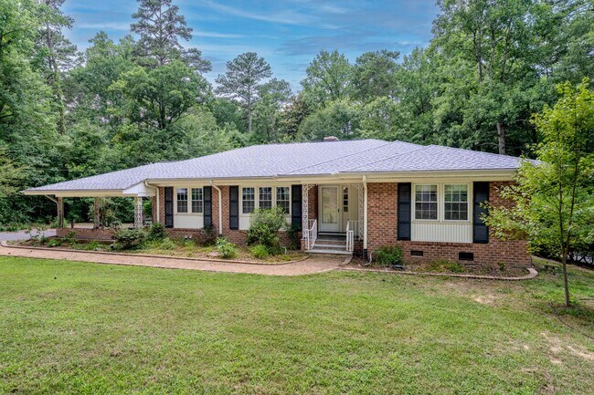 property at 3448 Sheridan Dr