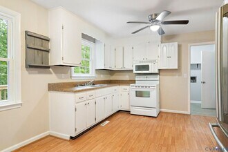 4001 London Dr in Hopewell, VA - Building Photo - Building Photo