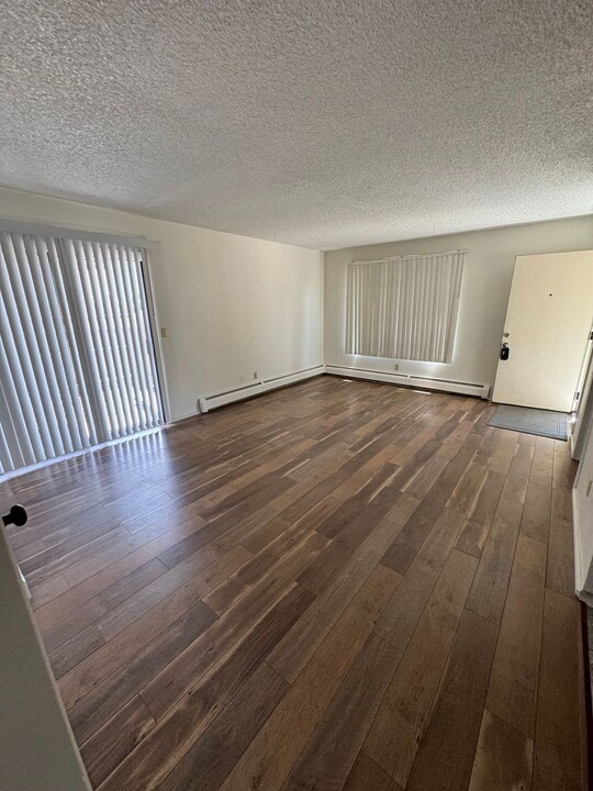 4610 Picturesque Ct-Unit -2 in Colorado Springs, CO - Building Photo