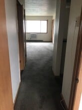 905 N Hawley Rd in Milwaukee, WI - Building Photo - Building Photo