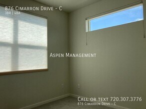 876 Cimarron Dr in Lafayette, CO - Building Photo - Building Photo