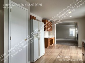 17090 Mountain Lake Dr in Monument, CO - Building Photo - Building Photo