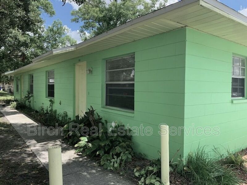 608 Kansas Ave in Lakeland, FL - Building Photo