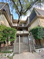 4314 Travis St, Unit 108 in Dallas, TX - Building Photo