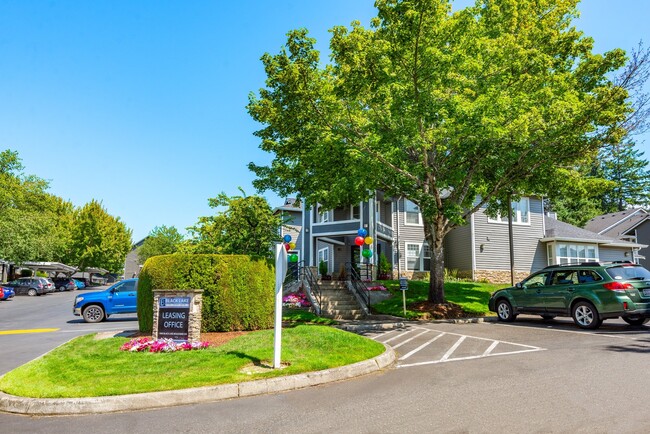 Black Lake Apartments in Olympia, WA - Foto de edificio - Building Photo