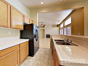 1736 W Gentle Brook St in North Las Vegas, NV - Foto de edificio - Building Photo