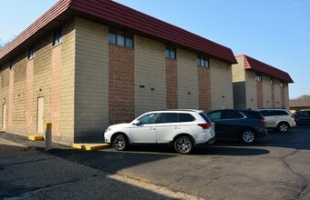 301 E 1st Ave, Unit #3 in Tarentum, PA - Building Photo - Building Photo