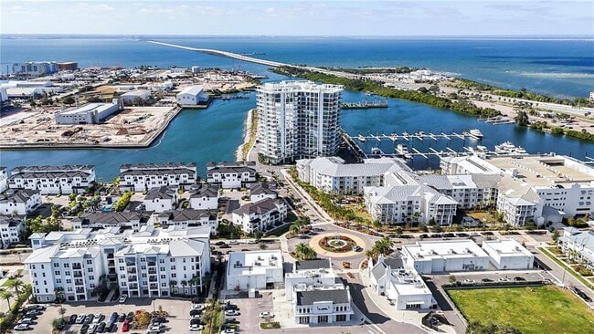 5120 Marina Wy in Tampa, FL - Building Photo - Building Photo