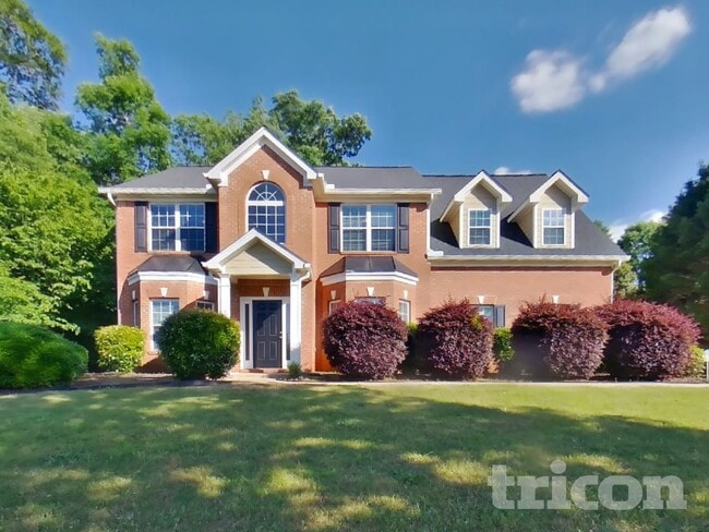 1055 Crown Landing Pkwy in Mcdonough, GA - Foto de edificio - Building Photo