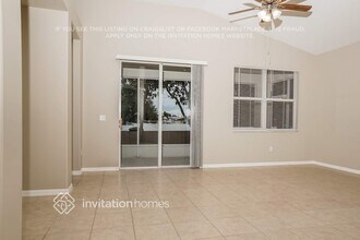 5602 New Covington Dr in Sarasota, FL - Building Photo - Building Photo