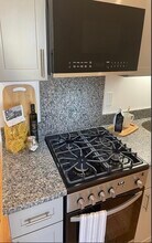 404 Washington St in Chelsea, MA - Building Photo - Building Photo