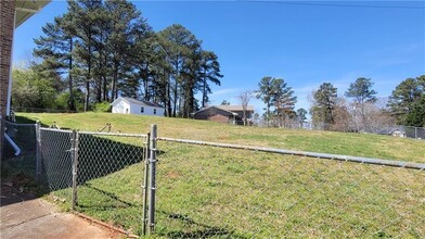 4153 Wellington Hills Dr in Snellville, GA - Building Photo - Building Photo