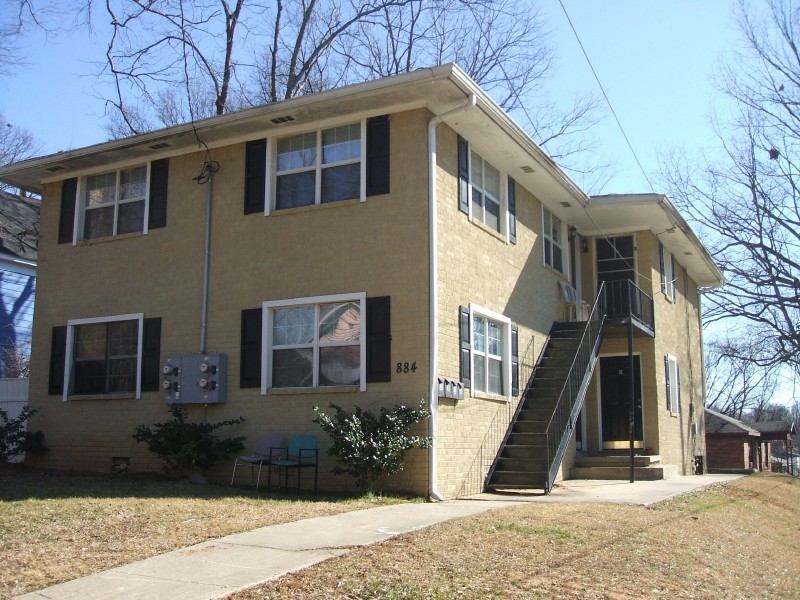 884 Neal St NW in Atlanta, GA - Building Photo