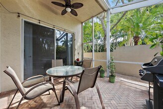 7719 Azalea Ct in West Palm Beach, FL - Building Photo - Building Photo