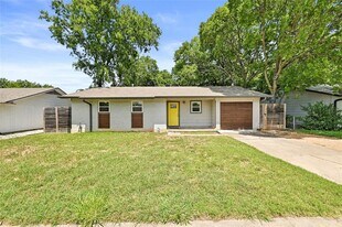 9702 Oriole Dr in Austin, TX - Building Photo