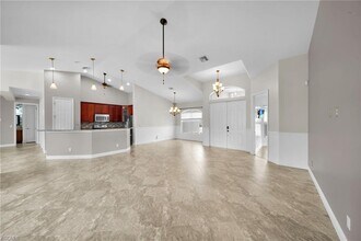 3326 SW 8th St in Cape Coral, FL - Building Photo - Building Photo