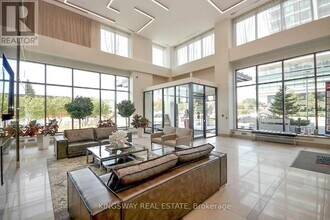 3975 Grand Park Dr in Mississauga, ON - Building Photo - Building Photo