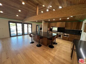 6484 Wynkoop St in Los Angeles, CA - Building Photo - Building Photo