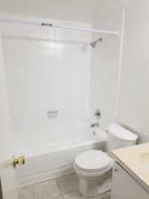12834 Midway Rd in Dallas, TX - Building Photo - Building Photo