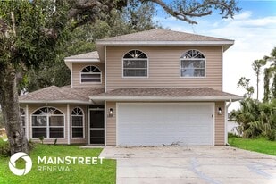 5004 Bonnet Ave in North Port, FL - Building Photo