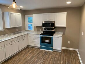 593 Locust Ave in Washington, PA - Building Photo - Building Photo